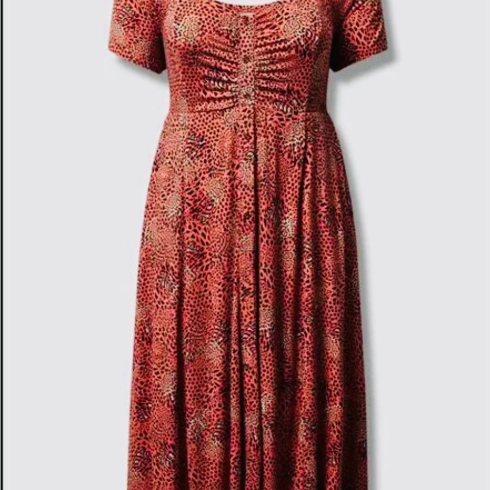 NWT Torrid Leopard Patterned Midi Dress